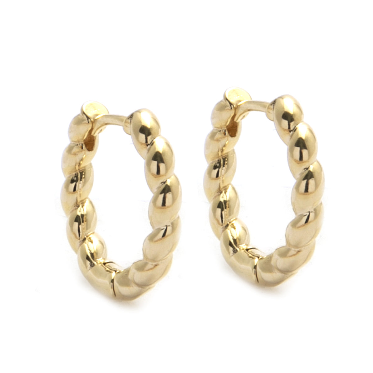 Samantha Huggie Earring